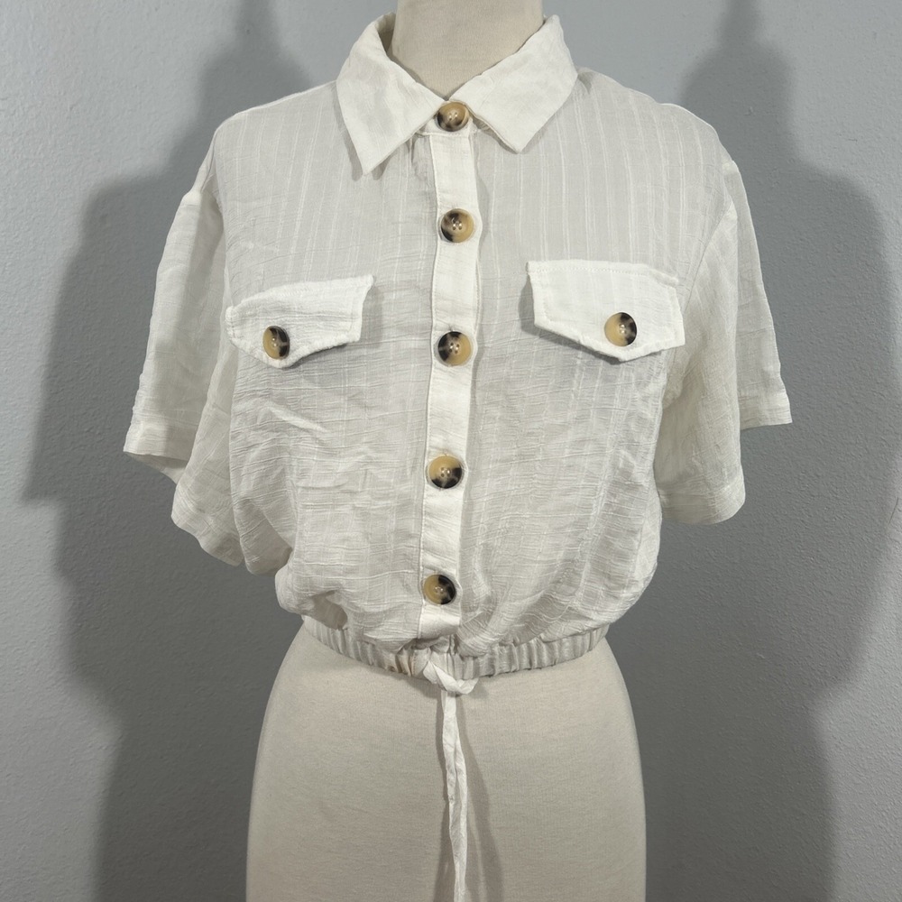 HYFVE Crop Top Womens Small‎ Collar Short Sleeve Y2K
